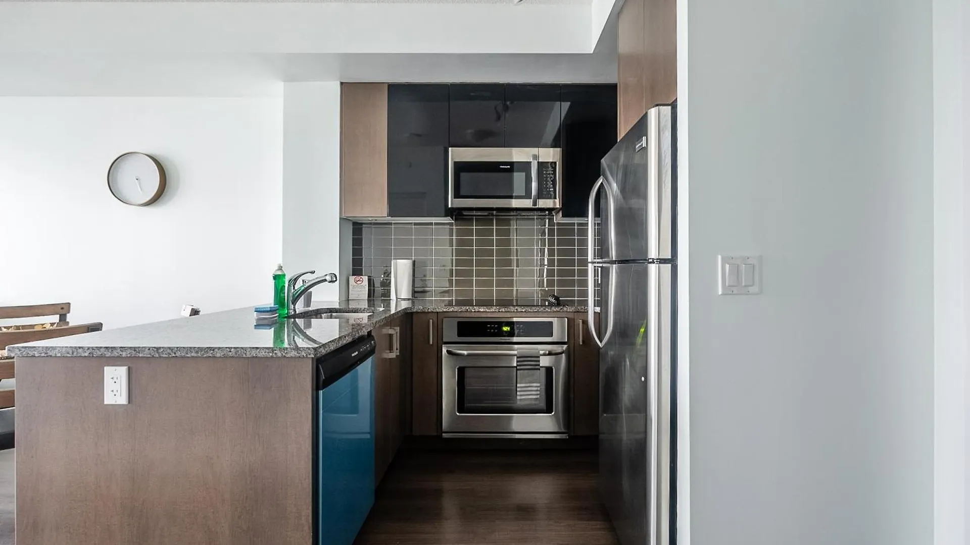 Modern Dunfield Ave Condos By Globalstay Toronto Apartment