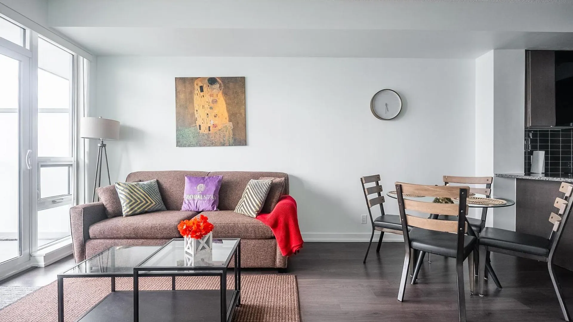 Modern Dunfield Ave Condos By Globalstay Toronto Appartamento