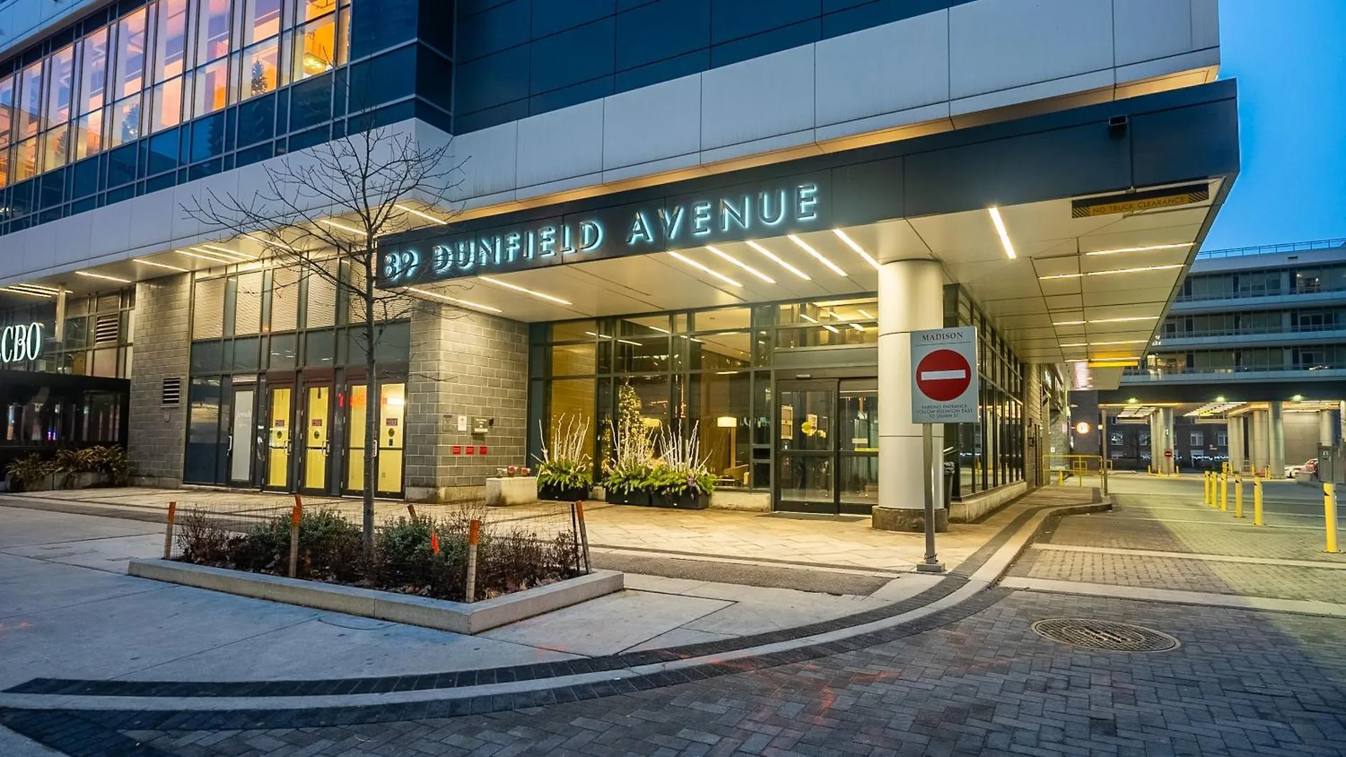 Modern Dunfield Ave Condos By Globalstay Toronto 0*,  Canada