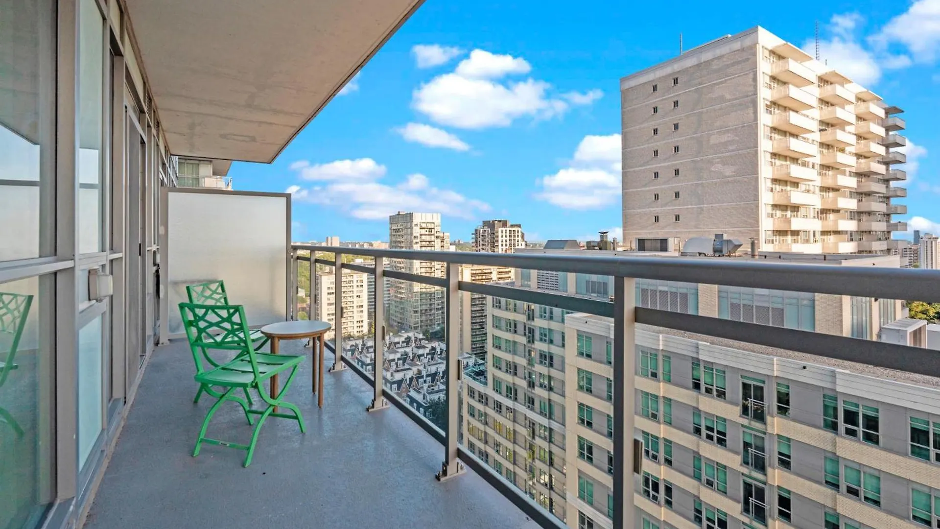 Appartamento Modern Dunfield Ave Condos By Globalstay Toronto